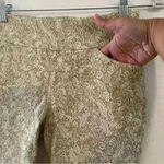 Orvis  Skinny Leg Chino Pants‎ Women’s Size 6 Stretch 4 Pockets Floral Photo 1