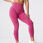 NVGTN Crimson Curve Seamless Leggings Photo 0