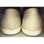 EastLand  Lucy Women's Slip On Bone Canvas NWD Photo 3