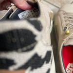 Hey Dude  Karina nwot Loafers Shoes Women's Size 9 Tan Canvas Zebra Print Slip On Photo 7