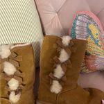 Koolaburra by Ugg Kookaburra UGG boots midi with bows size US 9- new condition Photo 1