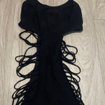 Elegant Black Cut Photo 0