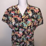 Scrubs black Mardi Gras Masks short sleeve scrub top Photo 1
