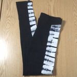EXPRESS B85 Womens Leggings Black & White Tye Dye Size Xs-Small Photo 2