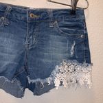 Zco Jeans lightly distressed lace detail jean shorts Blue Size undefined Photo 2