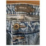 Torrid Ripped Crop Jeans Photo 3