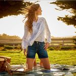 Ariat NWOT Perfect Rise Lucy 5" Short sz 28 Photo 6