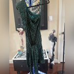 Endless Rose  Elegant One-Shoulder Green Sequin Dress Photo 4