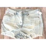 Old Navy  High Waisted 3" Ins OG Light Wash Jean Cut Off Shorts‎ 16 Yuppie NWT Photo 5
