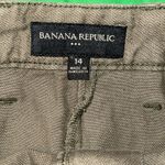 Banana Republic  100% Cotton Women's Olive Denim Shorts size 14 Photo 2