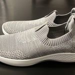 Tommy Bahama NEW slip on sneakers Photo 3