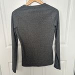 Athleta  Uptempo Gray Ribbed Henley Long Sleeve‎ Top Size Small Petite Photo 3