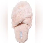 Splendid ‎ Fuzzy Slippers Photo 2