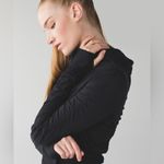 Lululemon EUC Dance Studio Jacket III in Black Photo 4