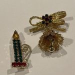 Lot Of 2 Gold Tone Pin Brooch Christmas Holiday Prong Set Rhinestone Photo 0