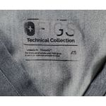 FIGS Technical Collection Casma Three-Pocket Scrub Top Extra Small Grey Medical Photo 6