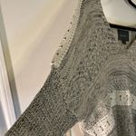 Lovemarks   Women's  Sweater size L Photo 4