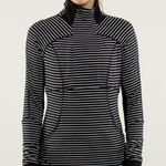 Lululemon  Women Sz‎ 2 Base Runner 1/2 Zip Black White Running Top Pullover Photo 0