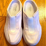 Ryka Ivory/Cream & White Round Toe SlipOn Comfort Walk Nitracel Mule Sneakers-7W Photo 0