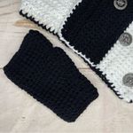 Handmade • Crochet Set 5 Pieces • Black & White • Buttons • Headband • Neck Warm Photo 5