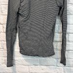 Lululemon Size 4 Radiant Long Sleeve Tonka Stripe Black Heathered Medium Grey Photo 6