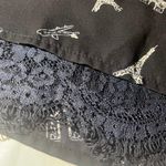 Timing Crop Top In Black With París Design In White Size Large Photo 5