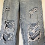 Daze Women’s Light Wash Distressed Jeans High Waisted size 26 Blue Photo 2