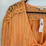 American Eagle NWT  Sherbet Orange Crochet Cropped Ruffle Tie Blouse Size Small Photo 2