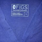 FIGS scrub top Photo 1