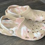 Crocs  Classic Marbled Clogs Bone/Multi W10 Photo 0