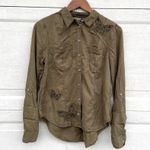 Anthropologie  Holding Horses Womens Shirt Green Y2k Buttefly Embroidered 4 Photo 3