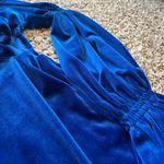 Pretty Little Thing Velvet Dress Photo 7