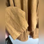 Thread & Supply Camel Open Photo 4