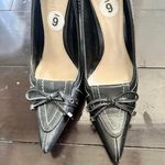 Nine West black & white stitched coquette pointy heels Photo 4