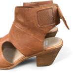 Eileen Fisher  Arts Ankle Cuff Leather Sandals Sz 10 Brown Stylish City Soft NWOB Photo 5