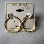 NWT Ear Sense 1" Gold Tone Hoop Casual Unisex Latch Back Earrings Photo 0