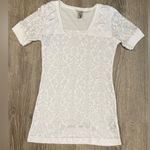 BKE  Elegant Paisley White Lace Semi Sheer Short Sleeve Top | Shirt Photo 0