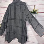 JODIFL  Gray & Black Grand Grid Boutique Turtleneck Sweater | 1X Photo 2