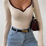 SheIn Contrast Binding Sweetheart Neck Ribbed Knit Long Sleeve Top Photo 0