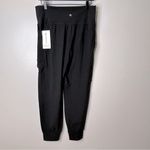 Athleta Black Salutation Cargo Joggers Size Large NWT Photo 2