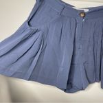 Thakoon 100% silk blue pleated shorts sz 4 Photo 2