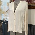 Vince  Plisse Ivory Crinkled Button Front Top – Lightweight Textured Blouse~S 🧡🎀 Photo 3