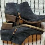 Lucky Brand leather zip up booties, navy blue Photo 0