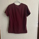 FIGS  Casma Three-Pocket Scrub Top Size‎ XS Burgundy Maroon Photo 4