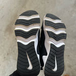 Nike Black and White Athletic Shoes Photo 2