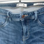 Guess  mid rise skinny jeans Photo 1