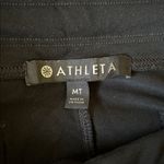 Athleta  Quest Metro Slouch Cropped Athletic Yoga Pants Womens Size M Tall Black Photo 1