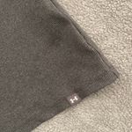 Under Armour LN Fitted Heat Gear Gray Women's Size S UA Workout Tank Top Photo 1