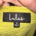 Lulu’s Weekend Wished tie front muslin yellow crop top Photo 3