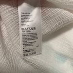 Tommy Bahama White 3/4 Sleeve Top Photo 7